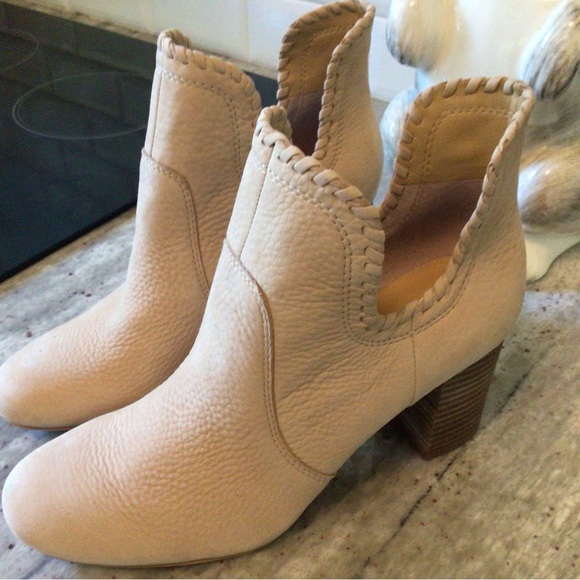 NWOT Lucky Brand leather boots - Picture 3 of 8